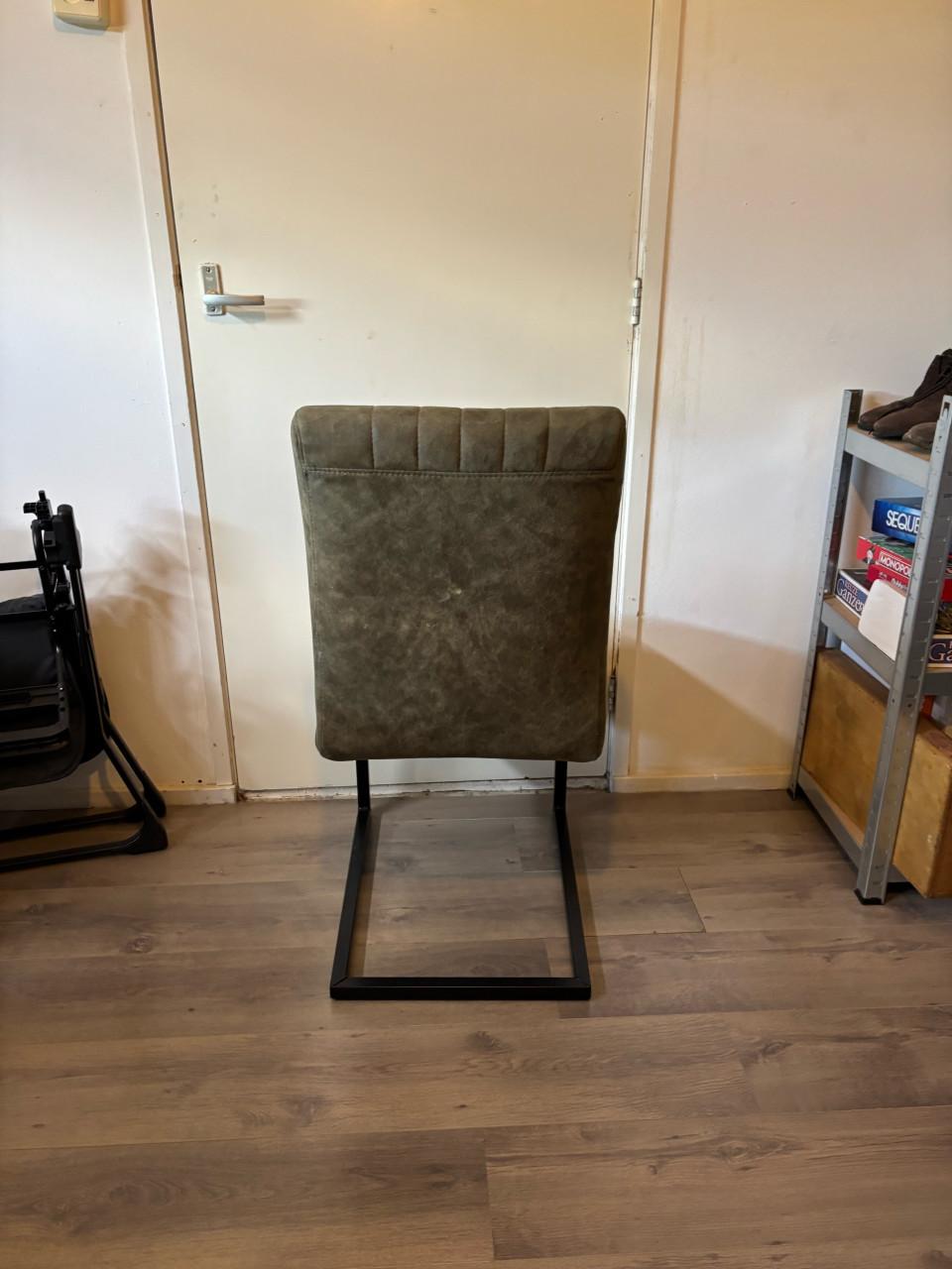 Eetkamer stoelen