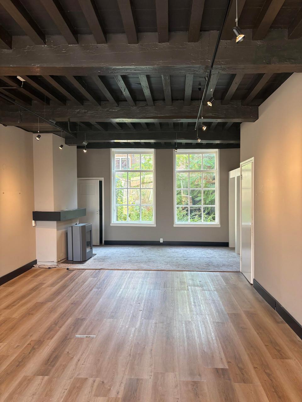 Winkel-/kantoor-/atelier ruimte beschikbaar in centrum Middelburg