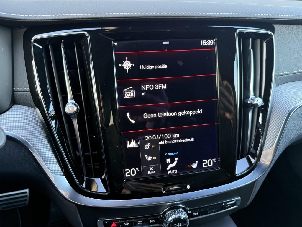 Volvo V60 t6 340pk recharge r-design| panodak| adap.cruise| trekhaak| 360c