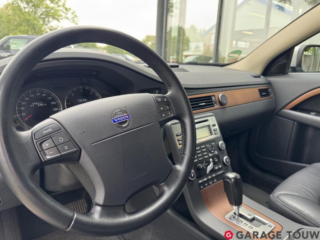 Volvo XC70 2.4 d5 summum