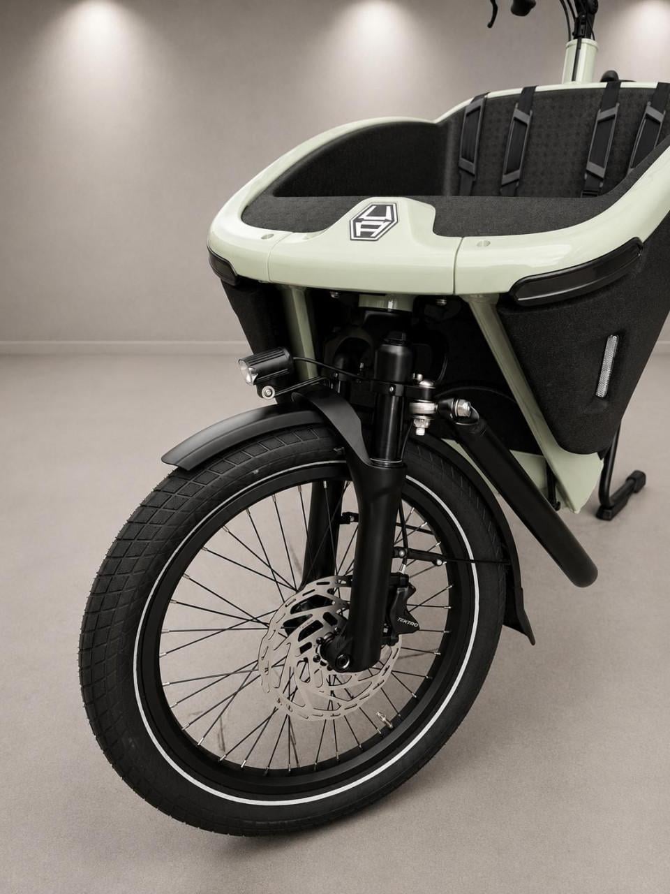 Urban Arrow FamilyNext Demo 545Wh Enviolo incl. Regenhuif