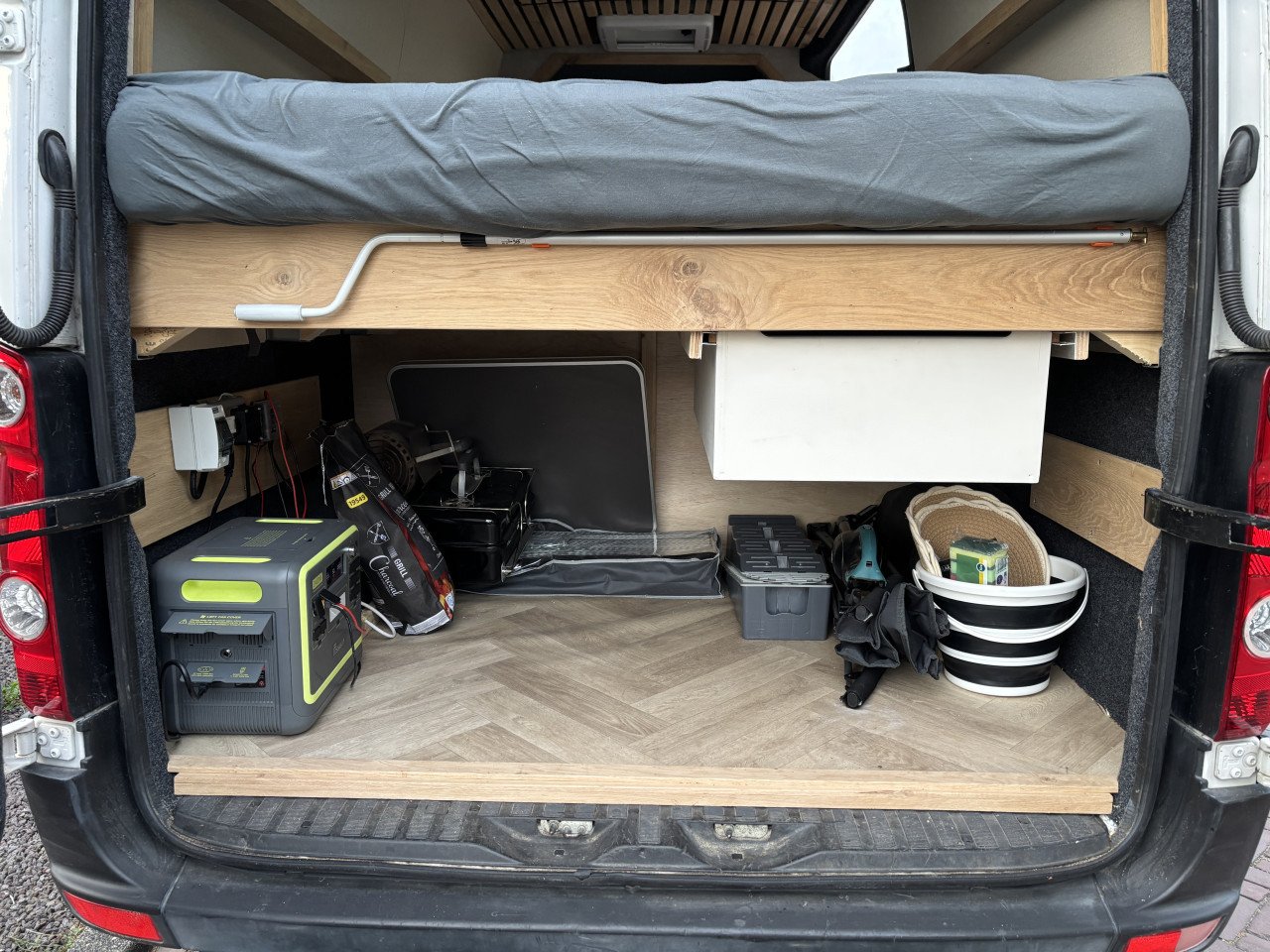 Oakie Doakie – Warme, sfeervolle camper voor 3 personen – off-grid mogelijk