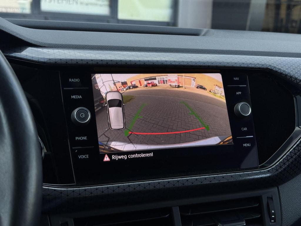 Volkswagen T-cross 1.0 tsi style automaat nl-auto inc. trekhaak afneembaar!