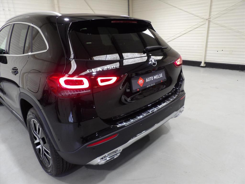 Mercedes-Benz Gla-klasse 250 e 218pk 8g-dct business solution luxury limite