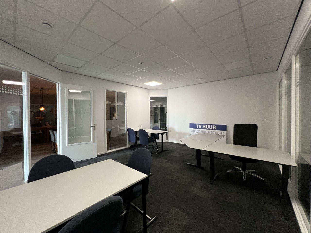 Te huur 27m2 kantoorruimte net buiten centrum Goes