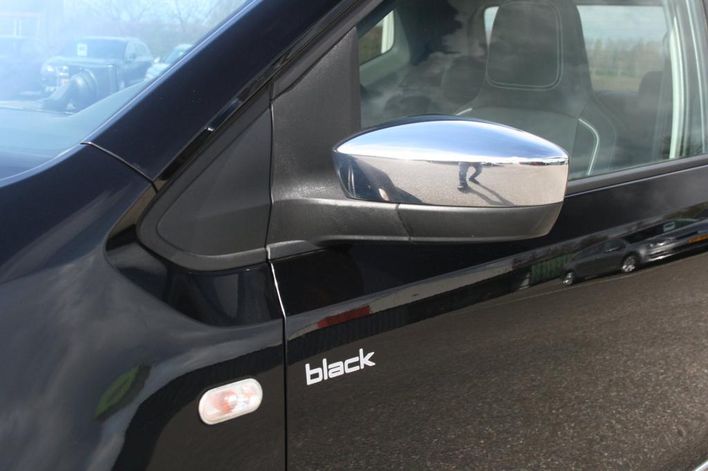 Volkswagen UP! 1.0 high up! black edition bluemotion