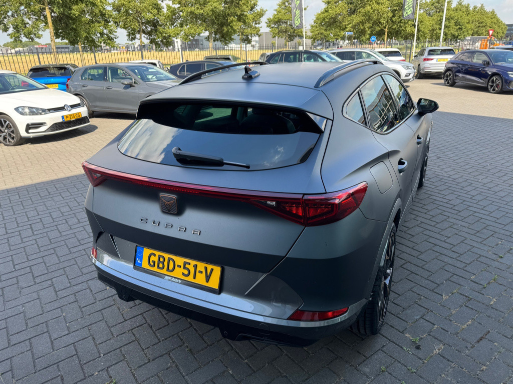 Cupra Formentor 1.4 e-hybrid business * matt grijs * navigatie * trekhaak