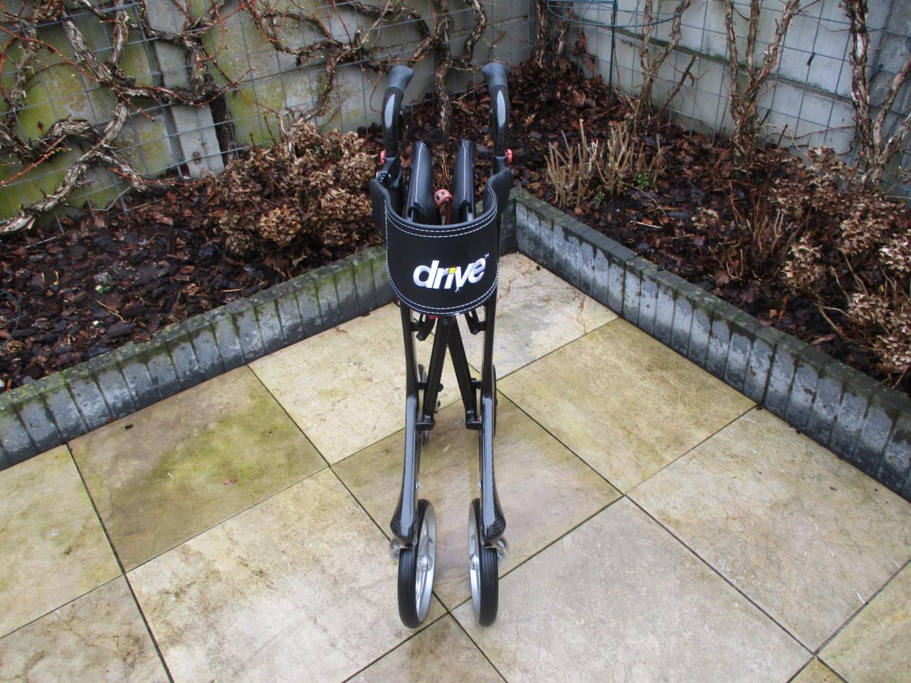 Nieuw Drive Nitro Carbon rollator met grote wielen