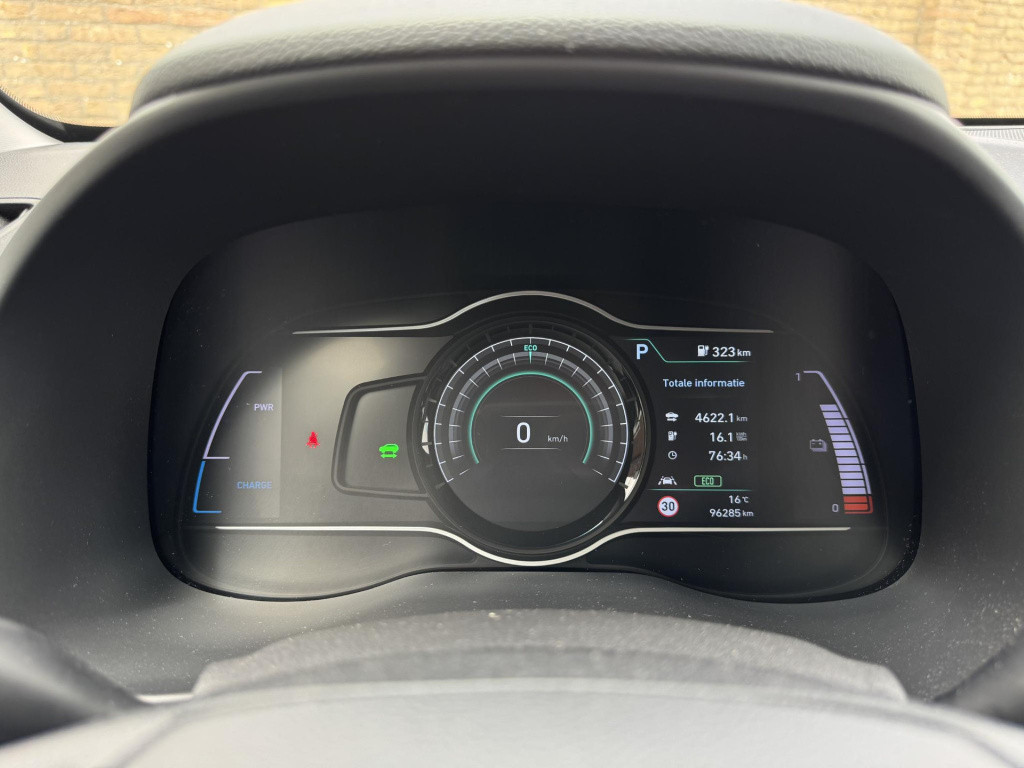 Hyundai Kona ev premium 64 kwh 3-fase lader | schuif-/kanteldak | navigatie