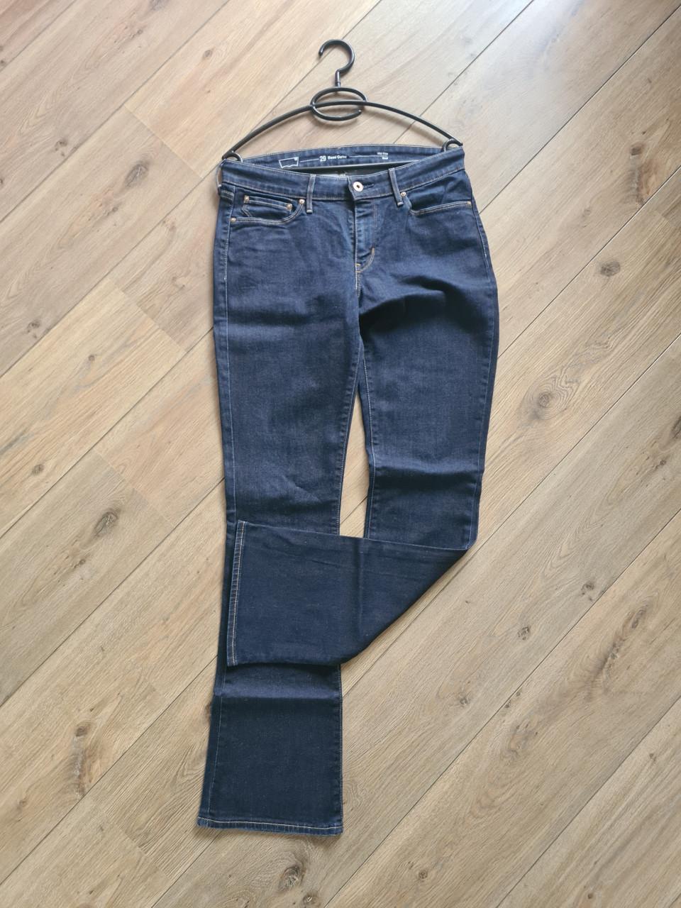 Levis donker blauw W29 / L32( Mt L ) Demi Curve , Mid Rise