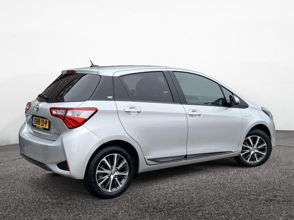 Toyota Yaris 1.5 hyb. dynamic