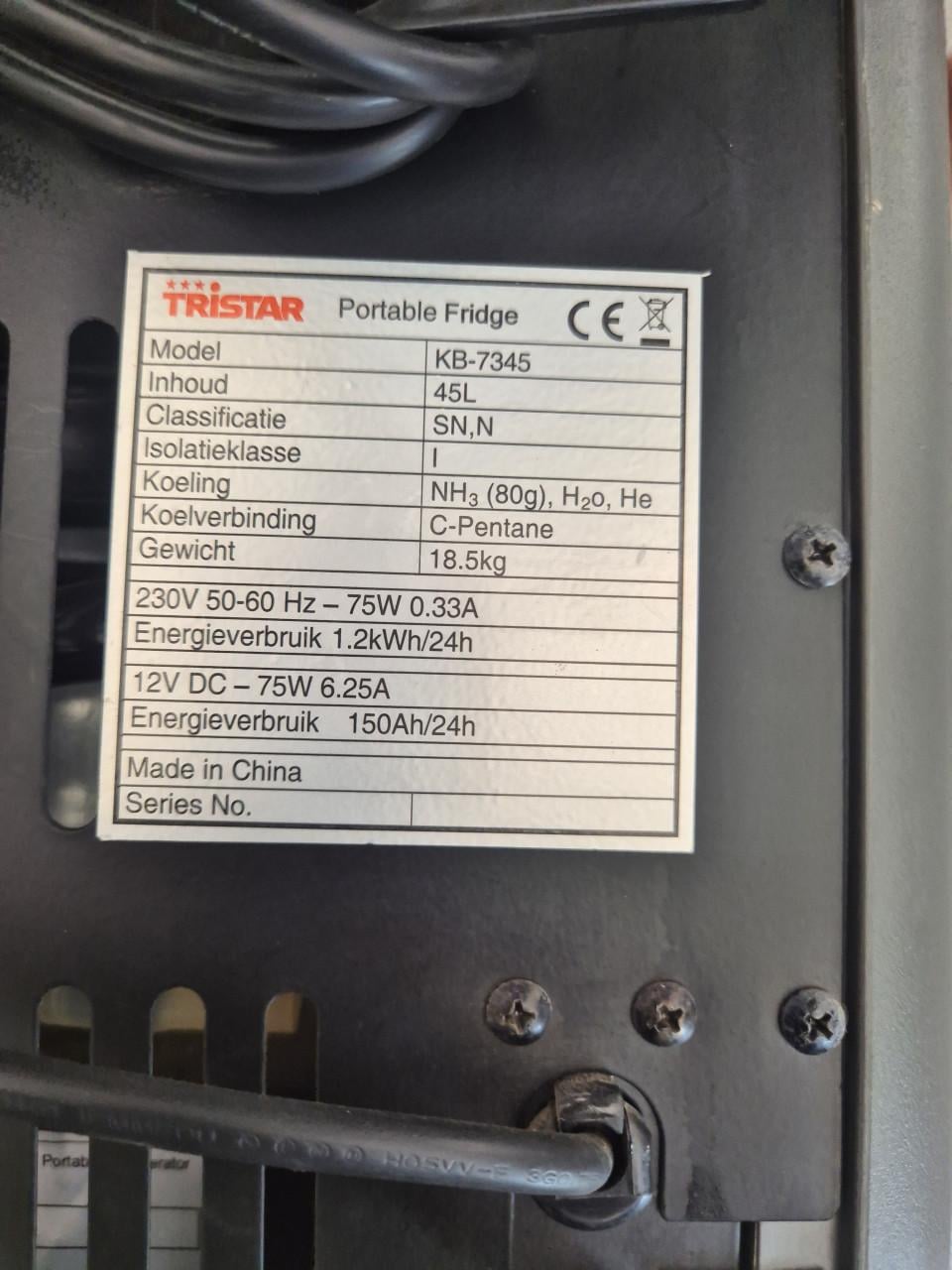 Elektrische koelbox 220 en 12 volt