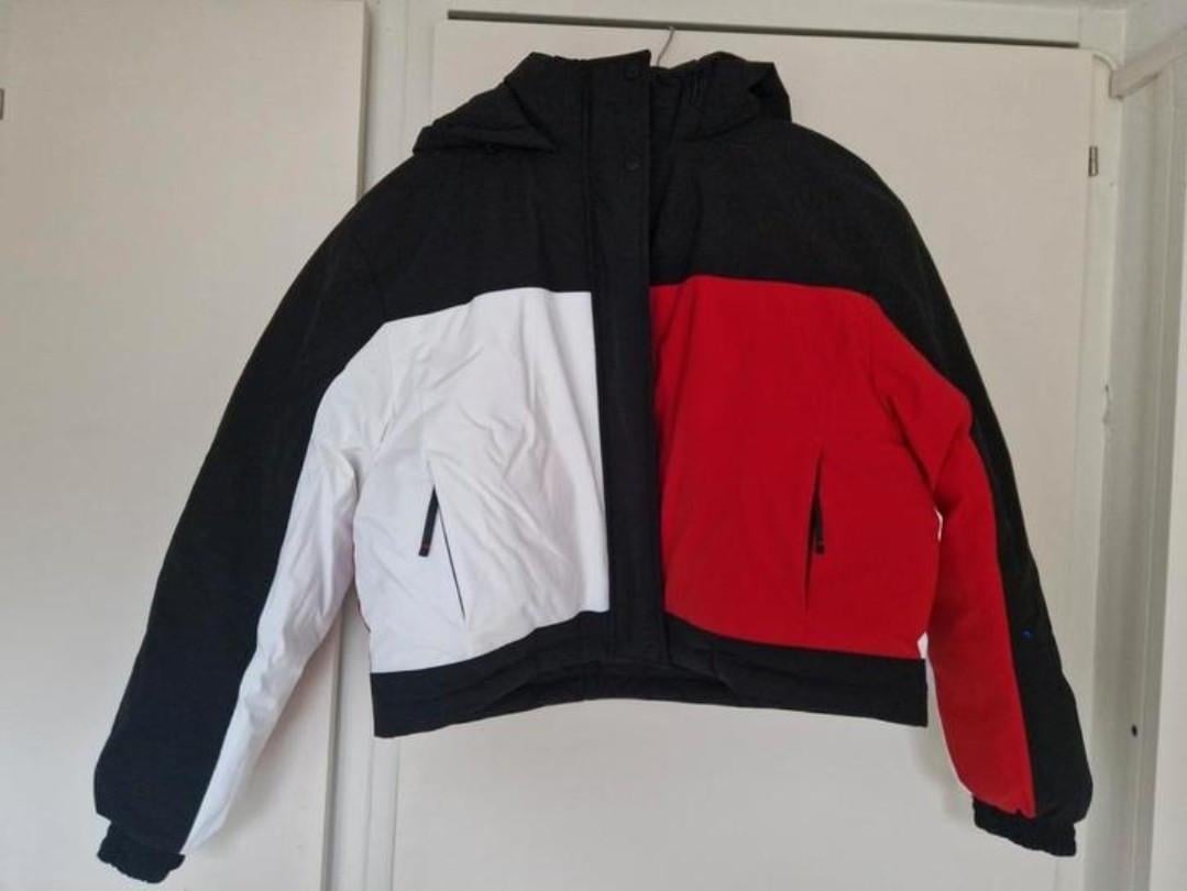 Tommy Hilfiger cropped puffer jas