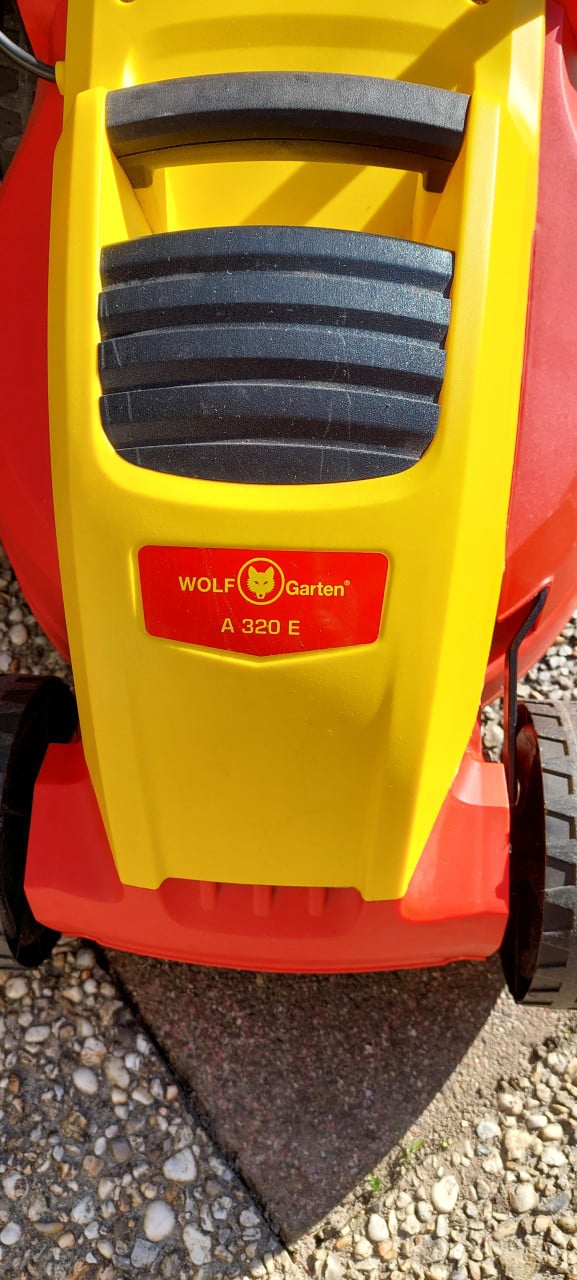 Elektrische Grasmaaier. Merk Wolf, type A320