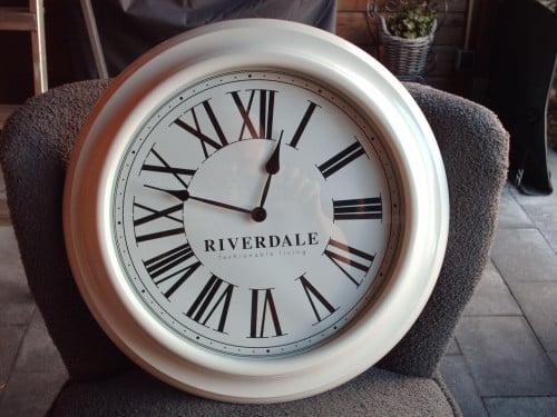 Te koop ; Riverdale Wandklok,""
