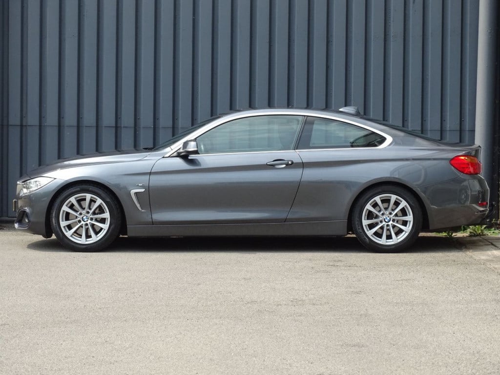 BMW 4 Serie coupé 428i high executive