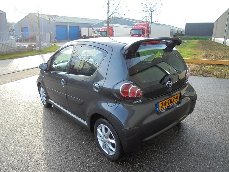 Toyota Aygo 1.0-12V/Navigator/Airco/Elek.pakket/BJ 2011/KMST 129.027+NAP