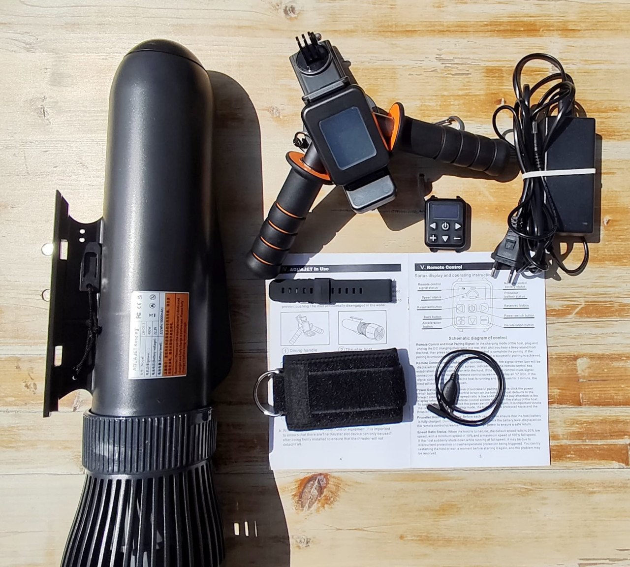 Sub / Snorkel motor 10000mAh 130-50 min / 3-7 Km/h