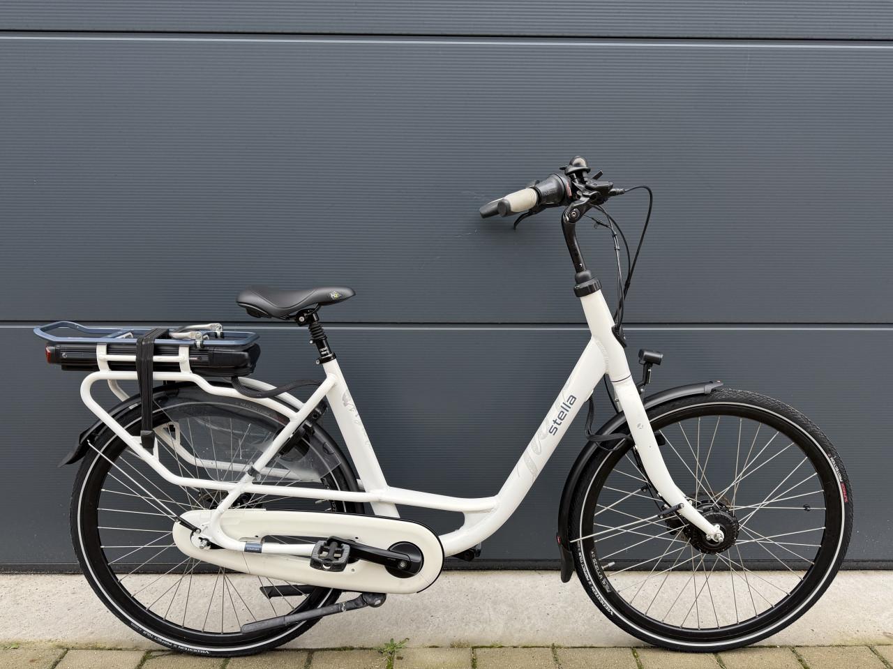 Zeer nette Stella Comfort elektrische fiets 522WH