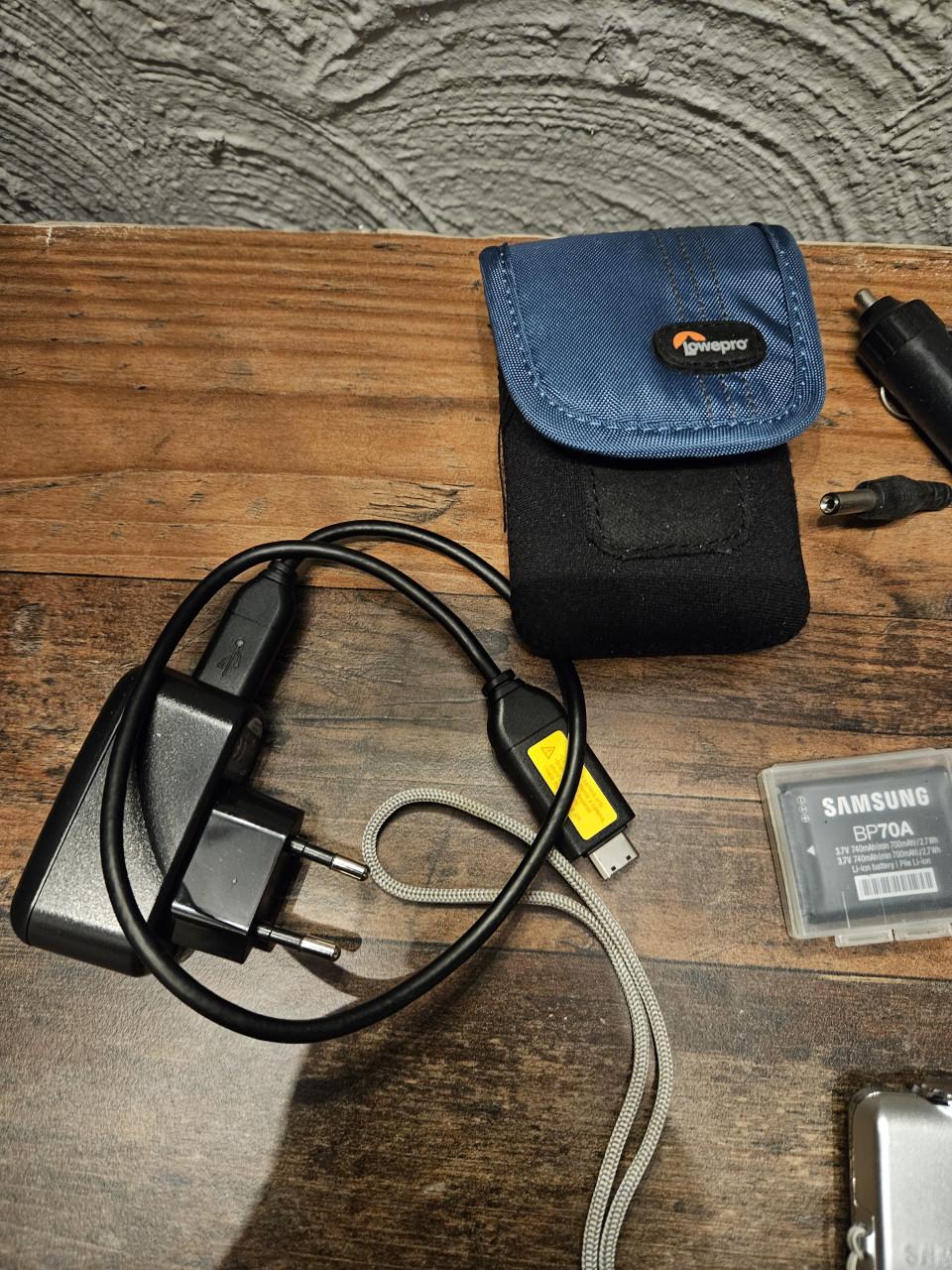 Nette werkende Samsung ST65 zoom Camera - Zilver met accessoires