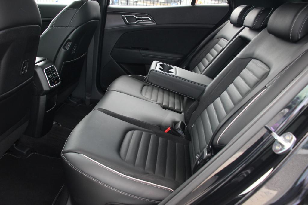 Kia Sportage 1.6 t-gdi hybrid gt-plusline awd | 265pk | phev (plug-in) | 12