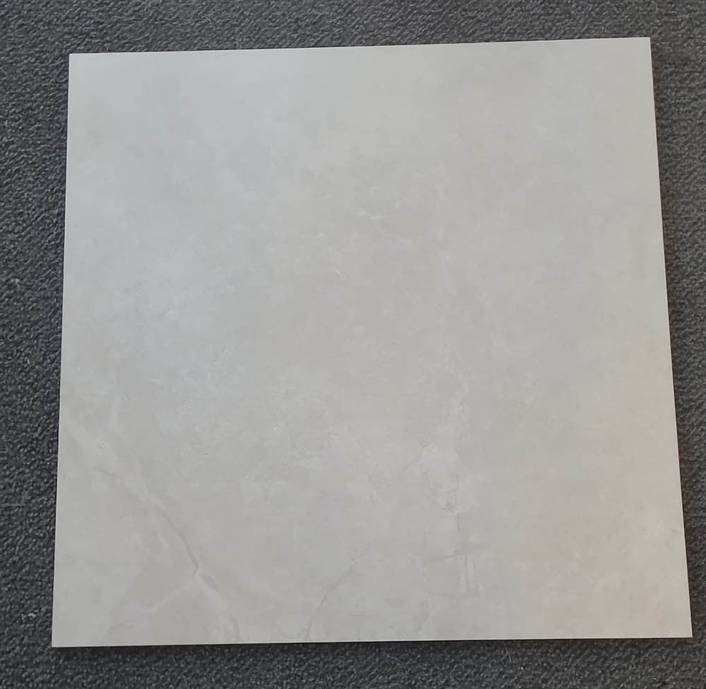 3030-236 Ca 5.76 m² ivoor tegels, 60x60 cm, van € 42,96 per m² voor