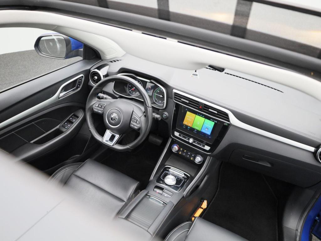 MG Zs Ev mg luxury 45 kwh | automaat | panoramadak | leder | navigatie | ai