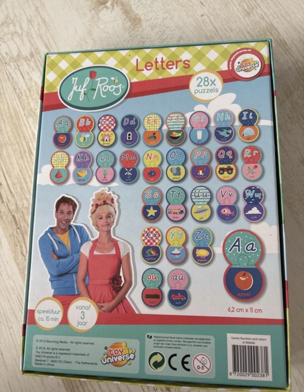 Alfabet puzzel juf Roos
