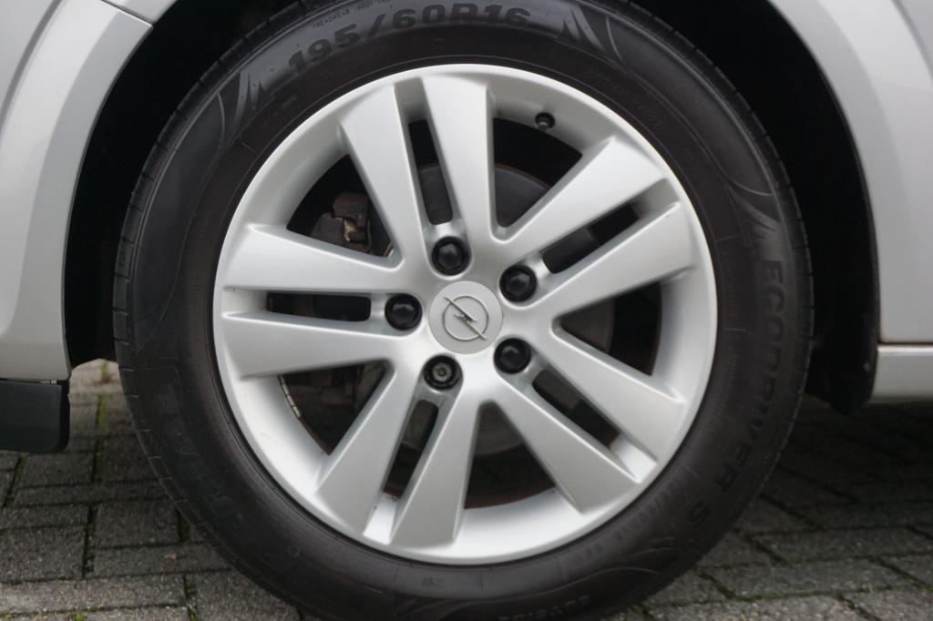 Opel Astra gtc 1.6 sport airco / cruise / elektr. ramen / trekhaak / nap