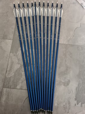Easton Arrows X7 Cobalt BLUE 2512 32 inch