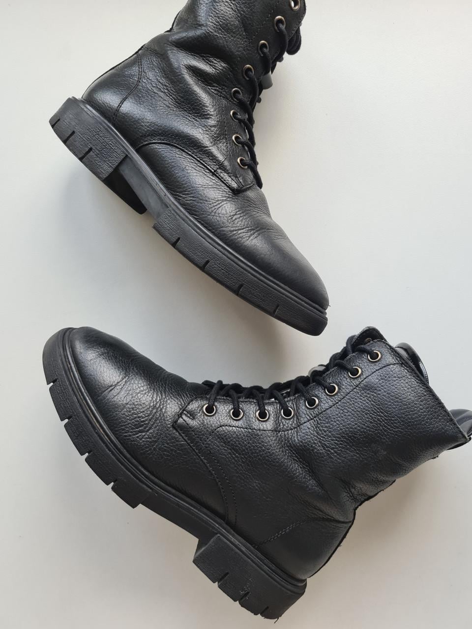 Stoere zwarte leren boots van Limelight Maat 34