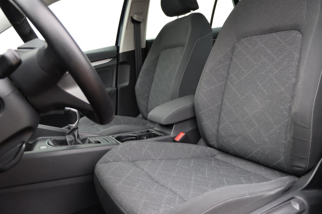 Volkswagen Golf 1.5 tsi life business 130pk