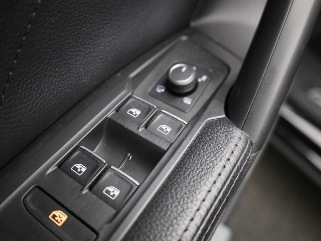 Volkswagen Tiguan Allspace 1.5 tsi r-line business+ | 7-persoons | automaat
