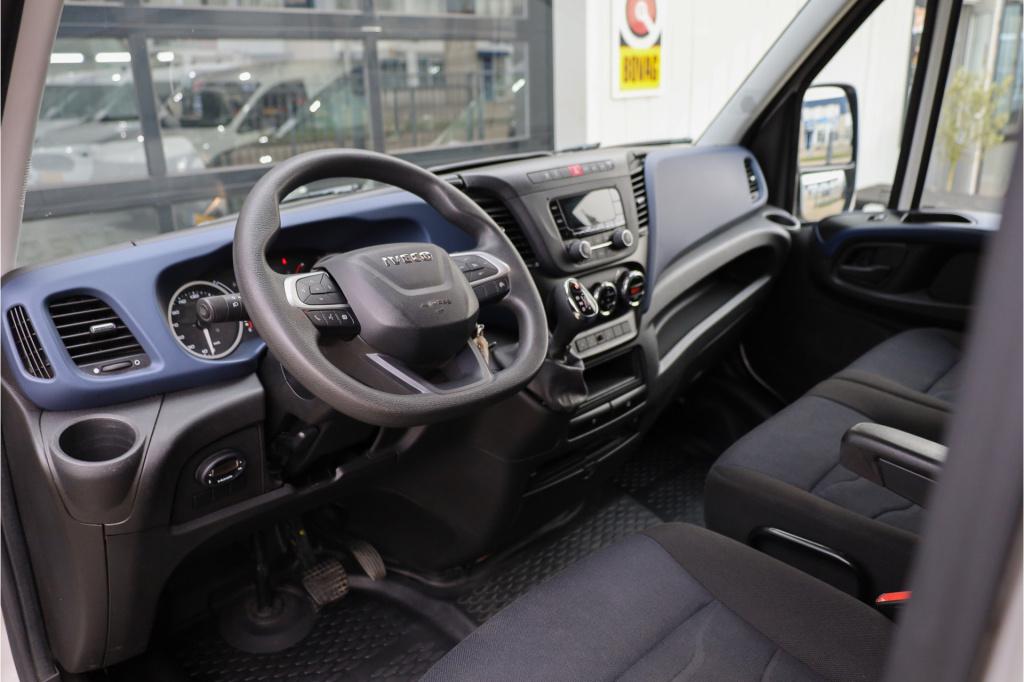 Iveco Daily 35s14 2.3 136pk automaat laadklep i nav i zijdeur i standkachel