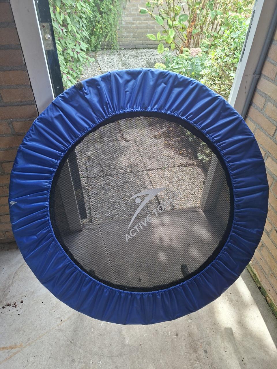 Mini trampoline