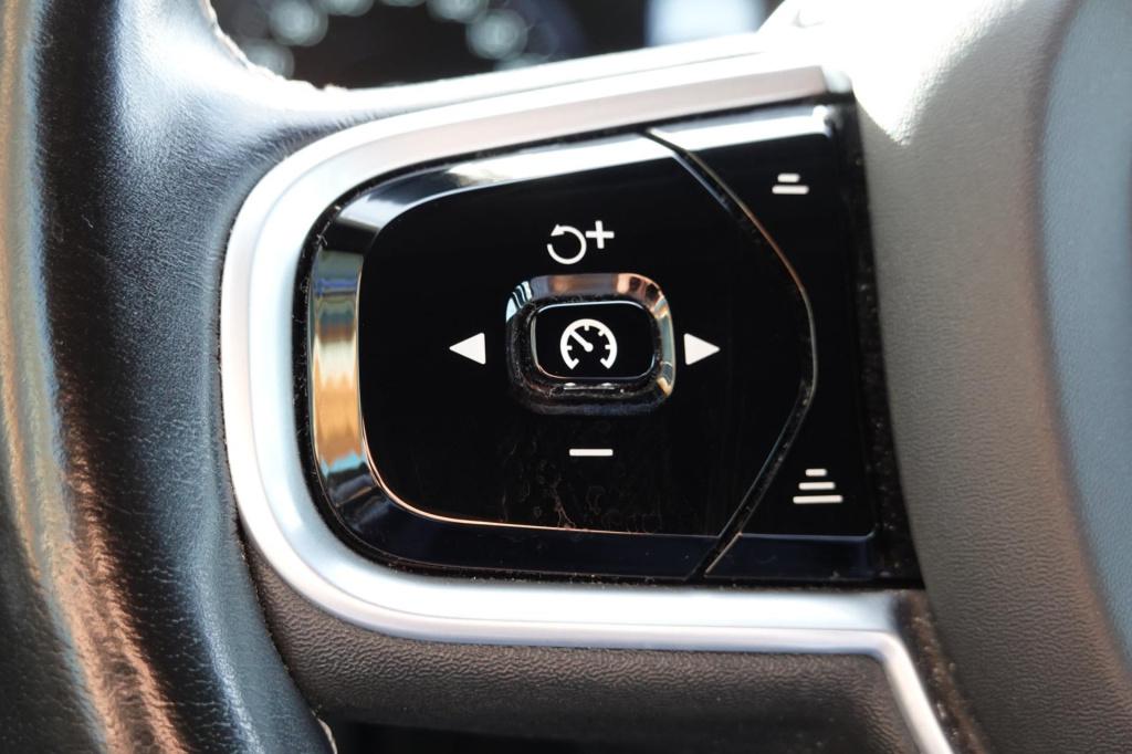 Volvo XC60 2.0 b5 r-design