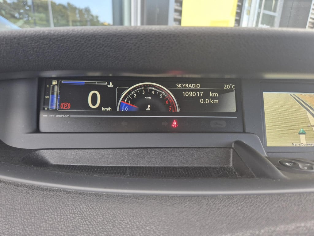 Renault Scenic tce 130 bose navigatie, trekhaak, climate control, cruise co