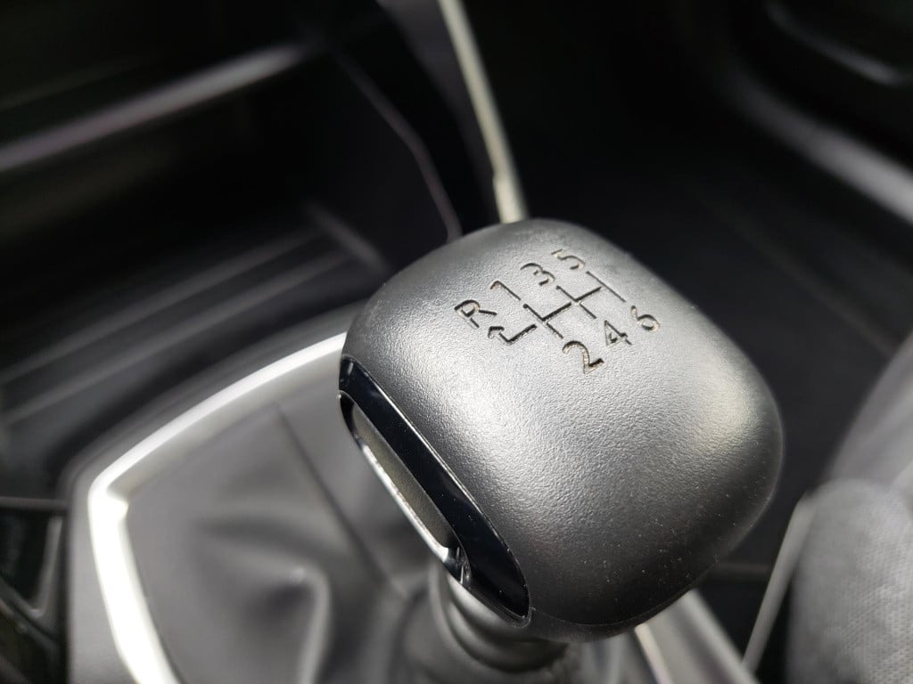 Peugeot 2008 suv 1.2 100 active pack nav/cam/trekhaak