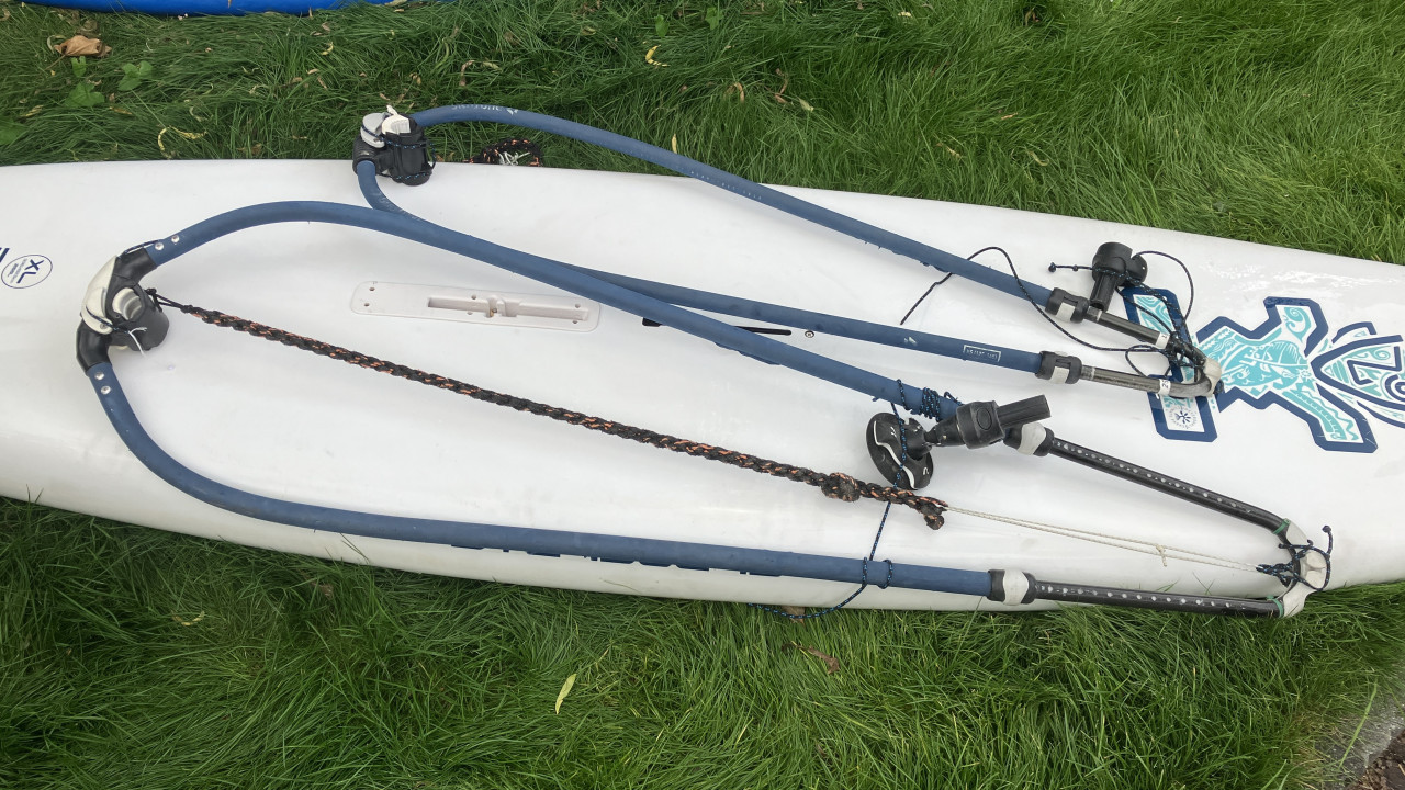 Surfplank voor beginners met alles er op en er aan