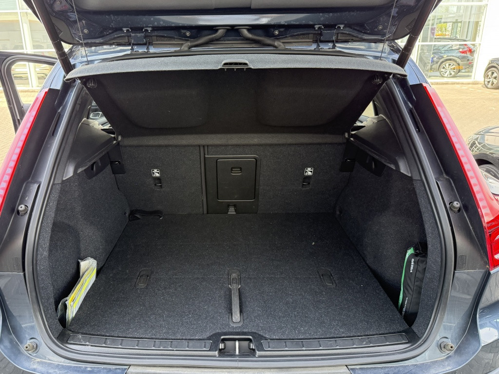 Volvo XC40 recharge twin pro 408pk| panodak| 360camea| trekhaak| h&k sound