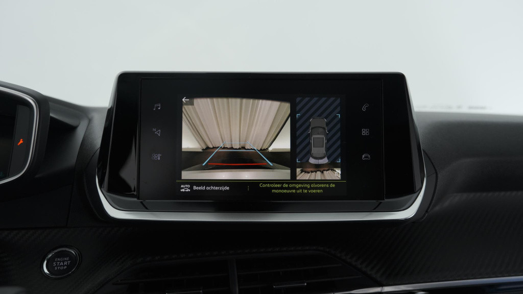 Peugeot 2008 puretech 130 allure | trekhaak | camera | apple carplay | stoe