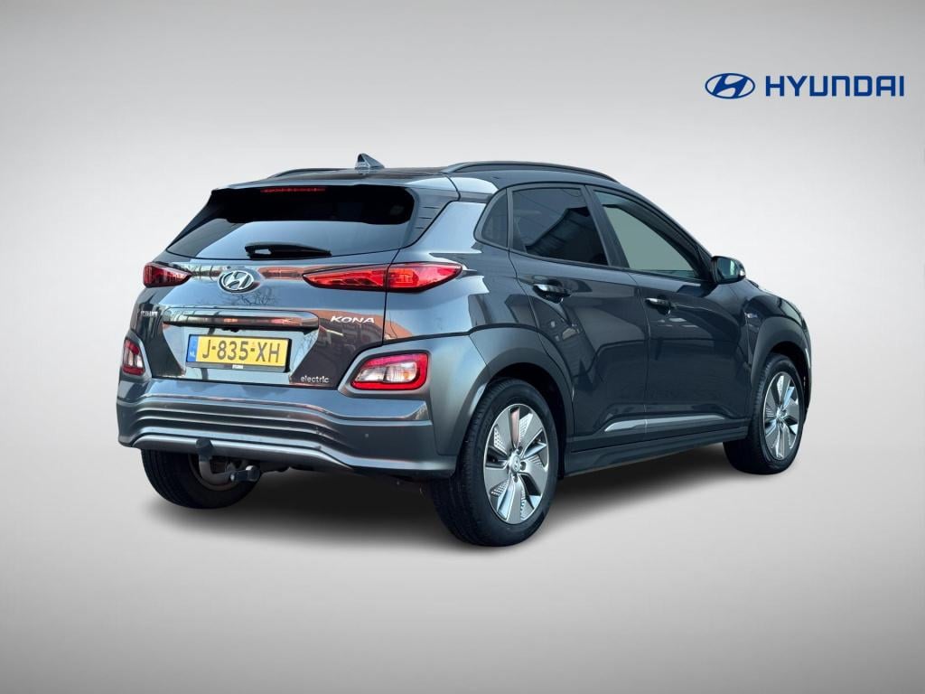 Hyundai Kona ev fashion 64 kwh soh 96%, 3-fase lader