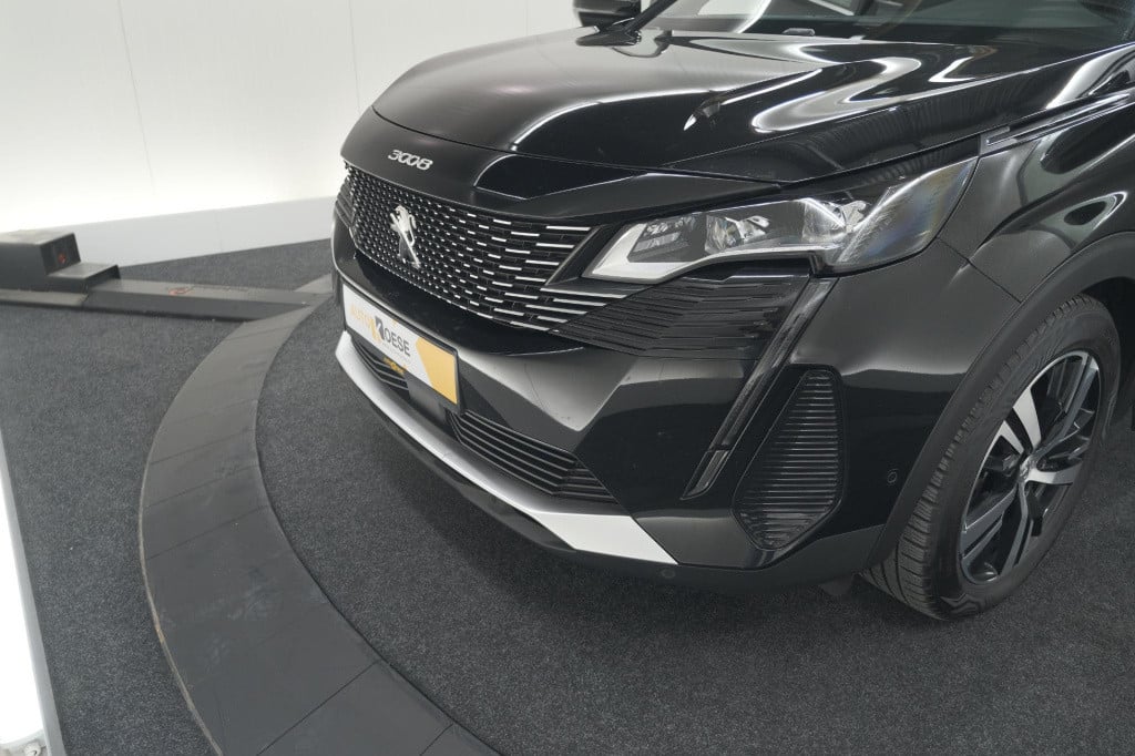 Peugeot 3008 1.6 puretech 180 gt | panoramadak | adaptieve cruise control |