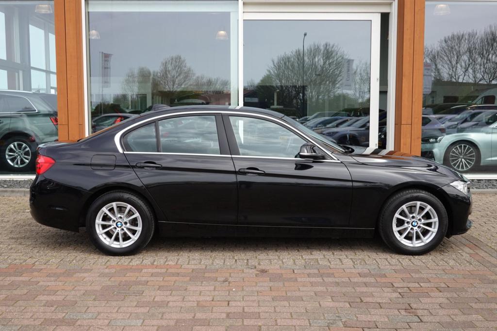 BMW 3-serie 320i executive