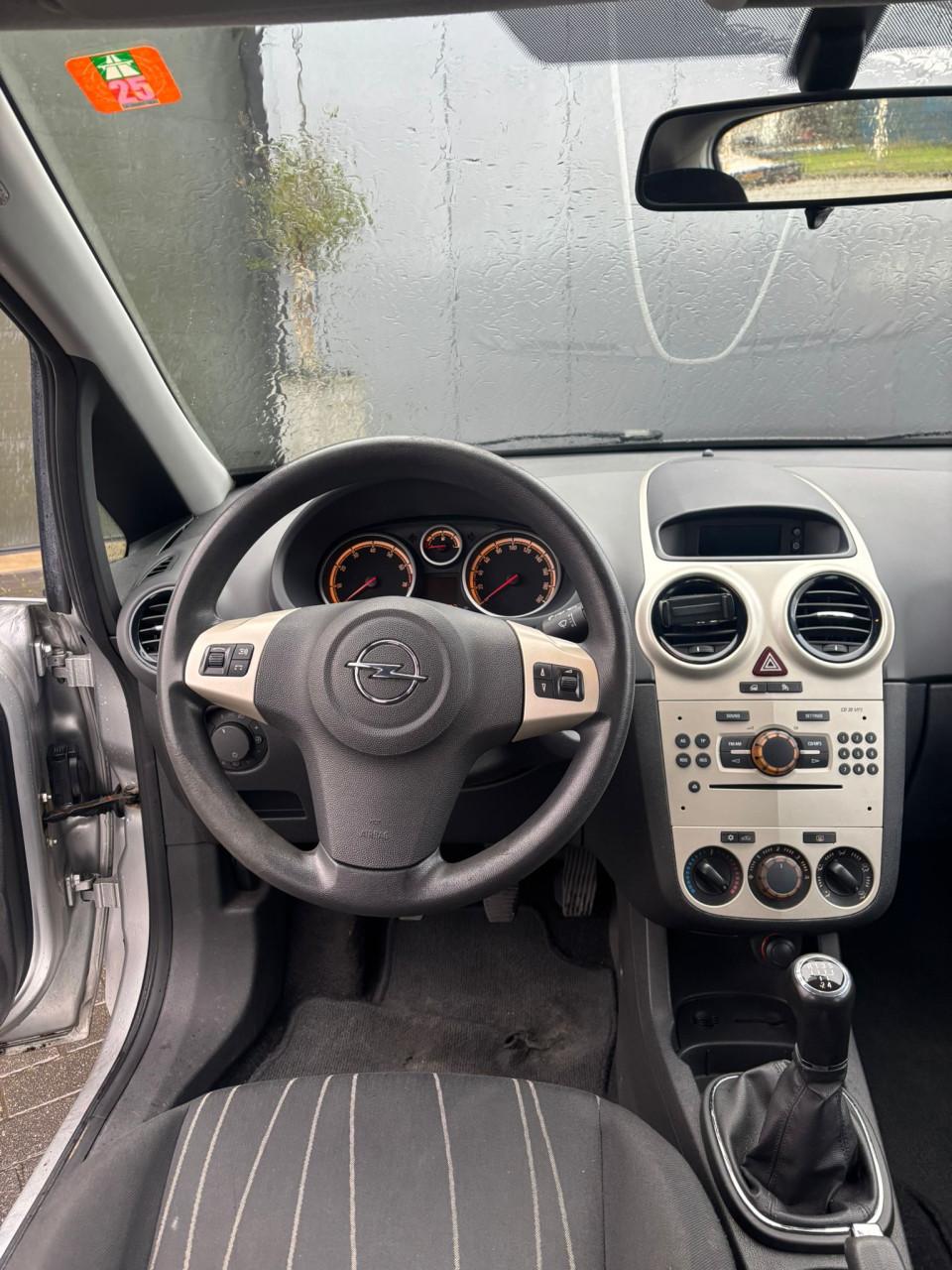 Opel Corsa 1.2 16V 5D WR 2007 Grijs | NAP | NIEUWE APK!