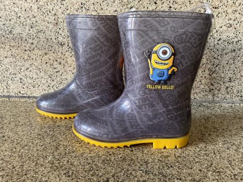 Laarsjes, maat 26.      Nieuw.