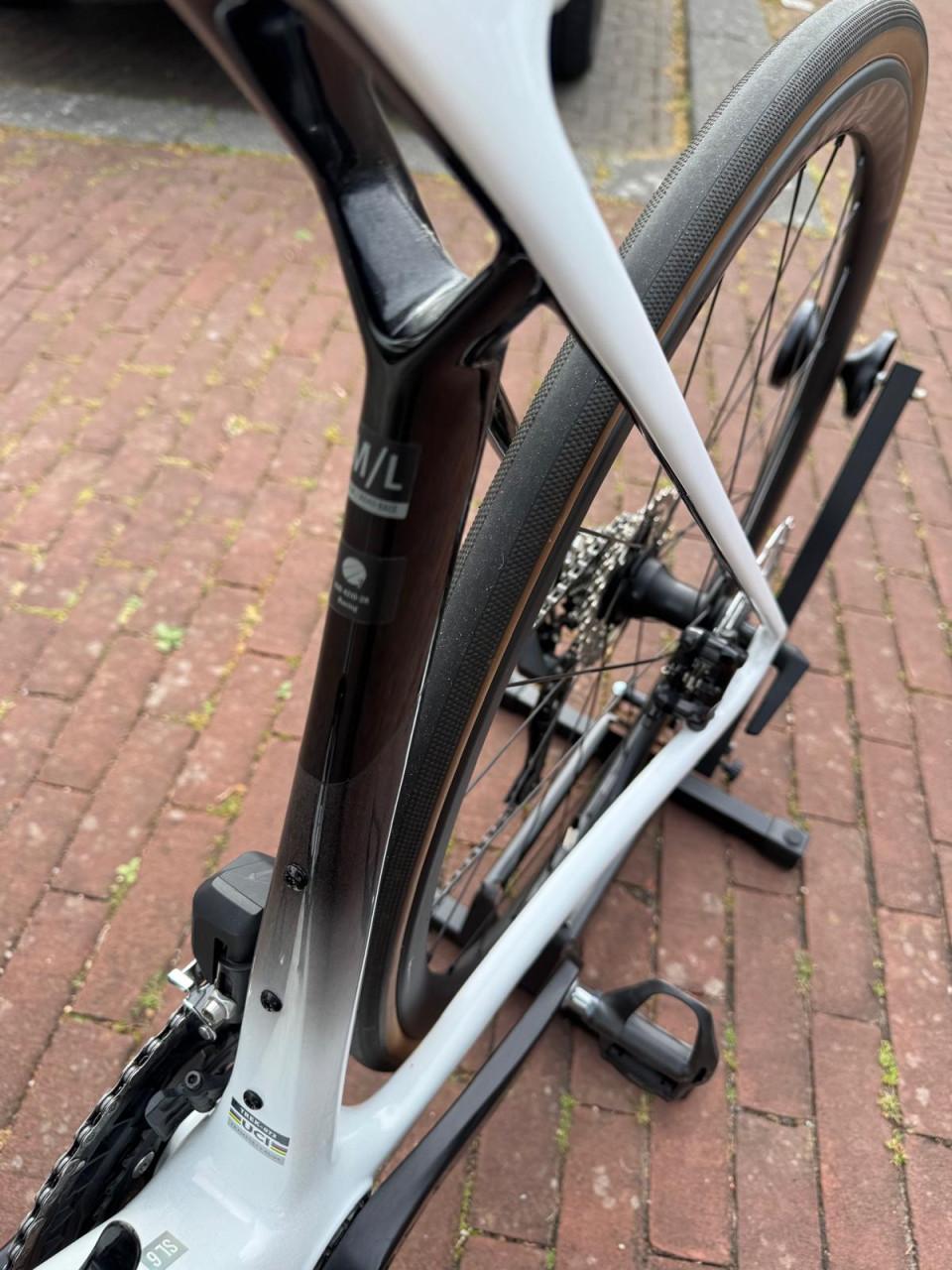 Trek Madone SL6 Zo goed als nieuw 105 DI2 !!