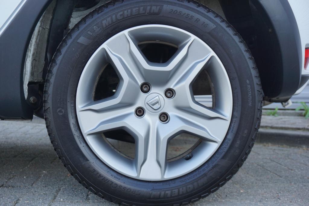 Dacia Sandero Stepway 0.9 tce sl automaat - 1e eigenaar / airco / navi / cr