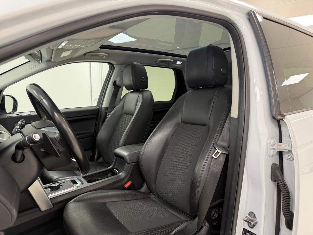 Land Rover Discovery 2.0 si4 hse dynamic | trekhaak | panoramadak | meridia
