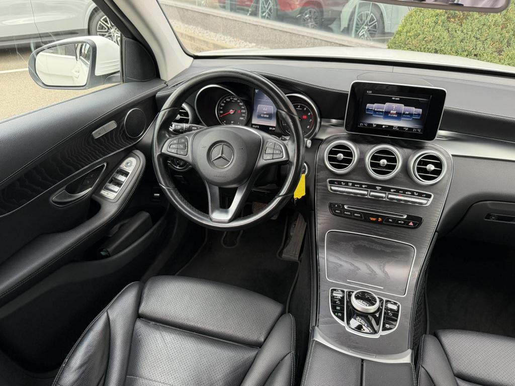 Mercedes-Benz Glc 250 4matic amg line i camera i stoelverwarming i lederen 